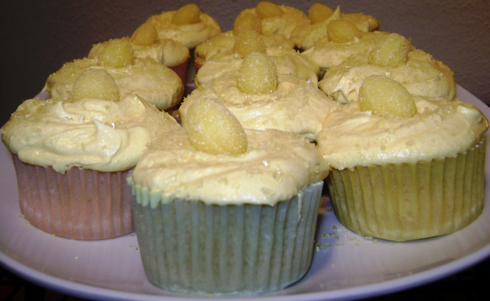 [Lemon+Cupcakes+002.jpg]