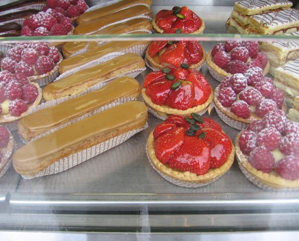 CADOR PATISSERIE'S perfect eclairs