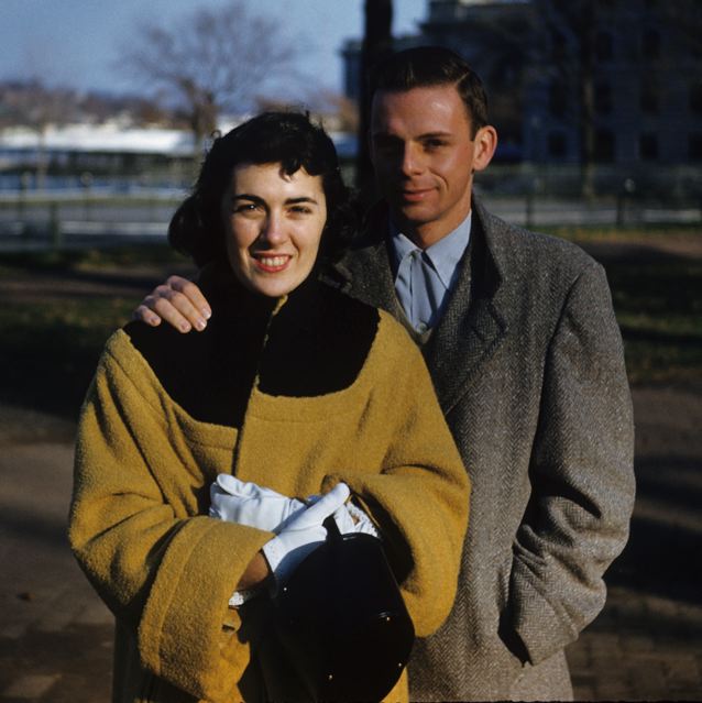 [Mom+Dad+Annapolis+1955+12e.jpg]