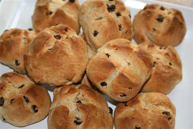 [hotcrossbuns.jpg]