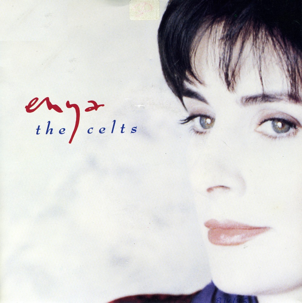 http://4.bp.blogspot.com/_HvCNHaaadrI/SVTgCaTEMqI/AAAAAAAAAkU/R3lMWgm-Lok/s1600/enya1.jpg