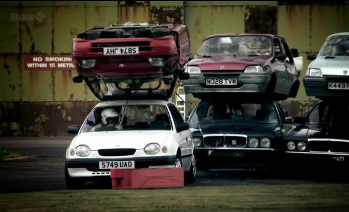 Top Gear UK vs. Top Gear Australia y algunos GTO. (Episodio 16x02