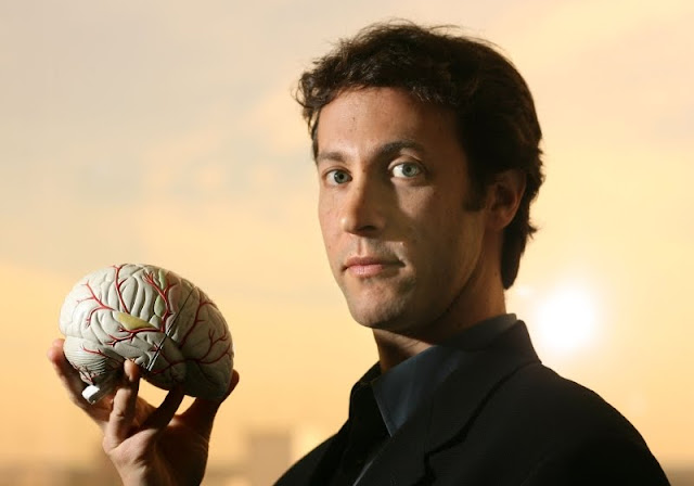 Znalezione obrazy dla zapytania david eagleman