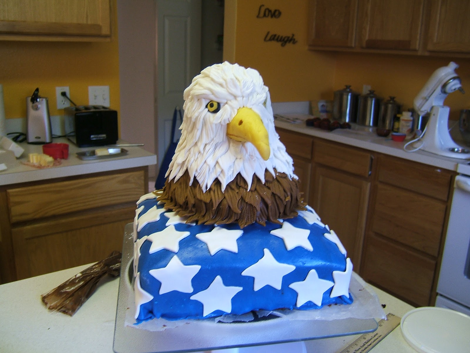 Kaaren's Kakes Eagle Cake Level 2