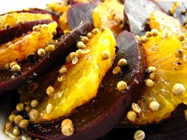 Cinco Quartos de Laranja: Salada de beterraba com laranja image of Cinco Quartos de Laranja: Salada de beterraba com laranja