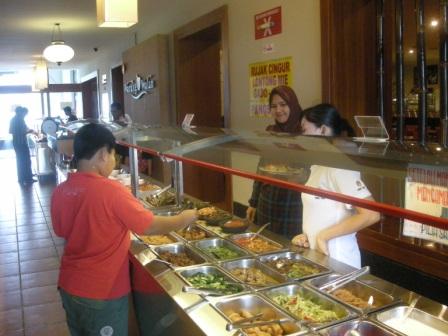 Makan Sepuasnya Harga Murah di Warung Wulan AJBS Surabaya