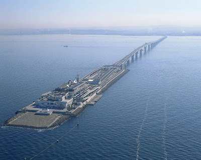 Most Crazy and Strange Tunnels Seen On www.speedytown.com