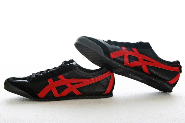 onitsuka tiger merah