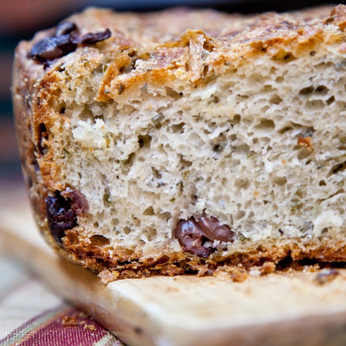 billieblog Rustic Cyprusstyle Herbed Olive Bread