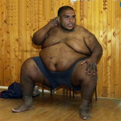 [ronaldo_em_forma_portugal_porreiro.jpg]