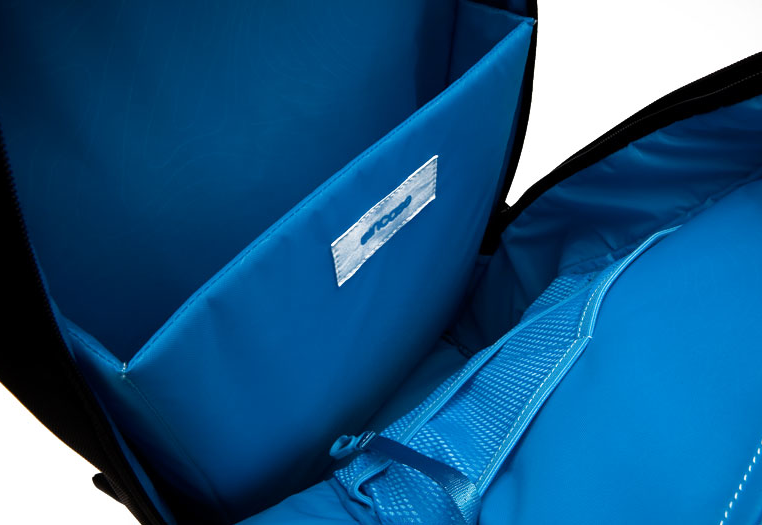 21 WIT' A BLACK CARD DITCH THAT DORKY JANSPORT BACKPACK!!! INCASE BAGS