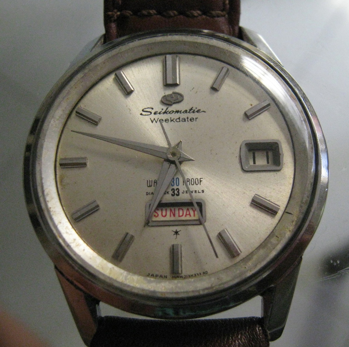 Vintage watches for sale Seikomatic weekdater diashock 33 jewels J13080 (sold)