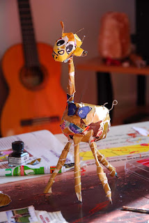 girafe papier maché illustratrice illustration