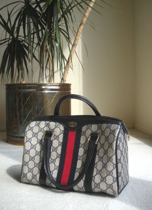 Hello Kelli: vintage gucci handbags are always in style
