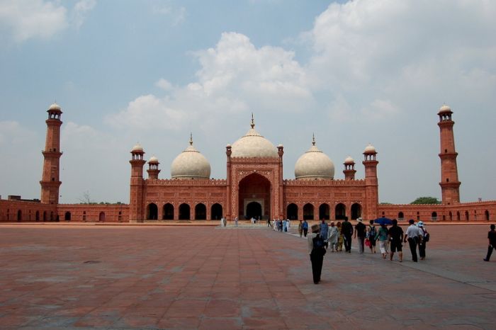 [beautiful-mosques-10.jpg]