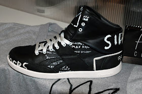 Activar Inferir estudio converse shoes: Basquiat x Reebok Affili'Art Collection Preview - Winter 2010 Sneaker Graffiti Activar Inferir estudio converse shoes: Basquiat x Reebok Affili'Art Collection Preview - Winter 2010 Sneaker Graffiti
