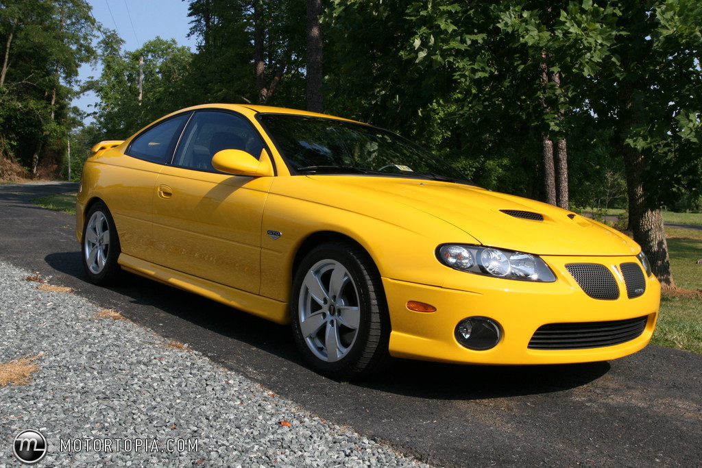 Vauxhall Monaro 2005