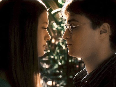 Emma Watson Kissing Daniel Radcliffe In Deathly Hallows