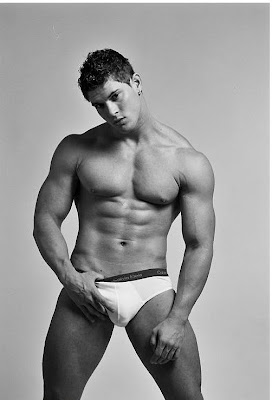 Tighty-Whitie Dude: Leighton Stultz