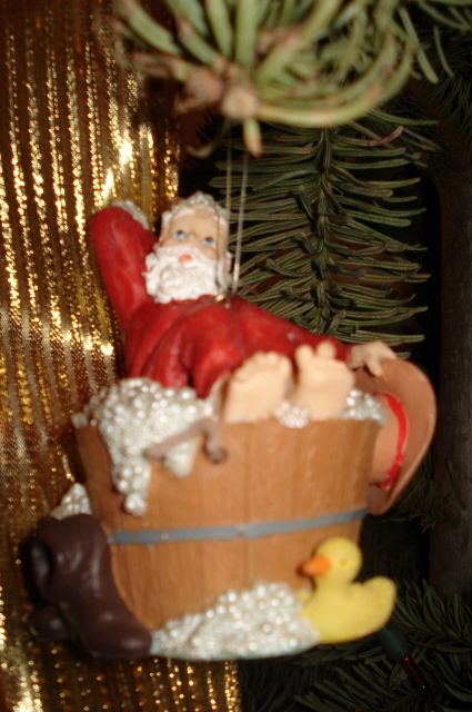 [Tired+Santa.jpg]