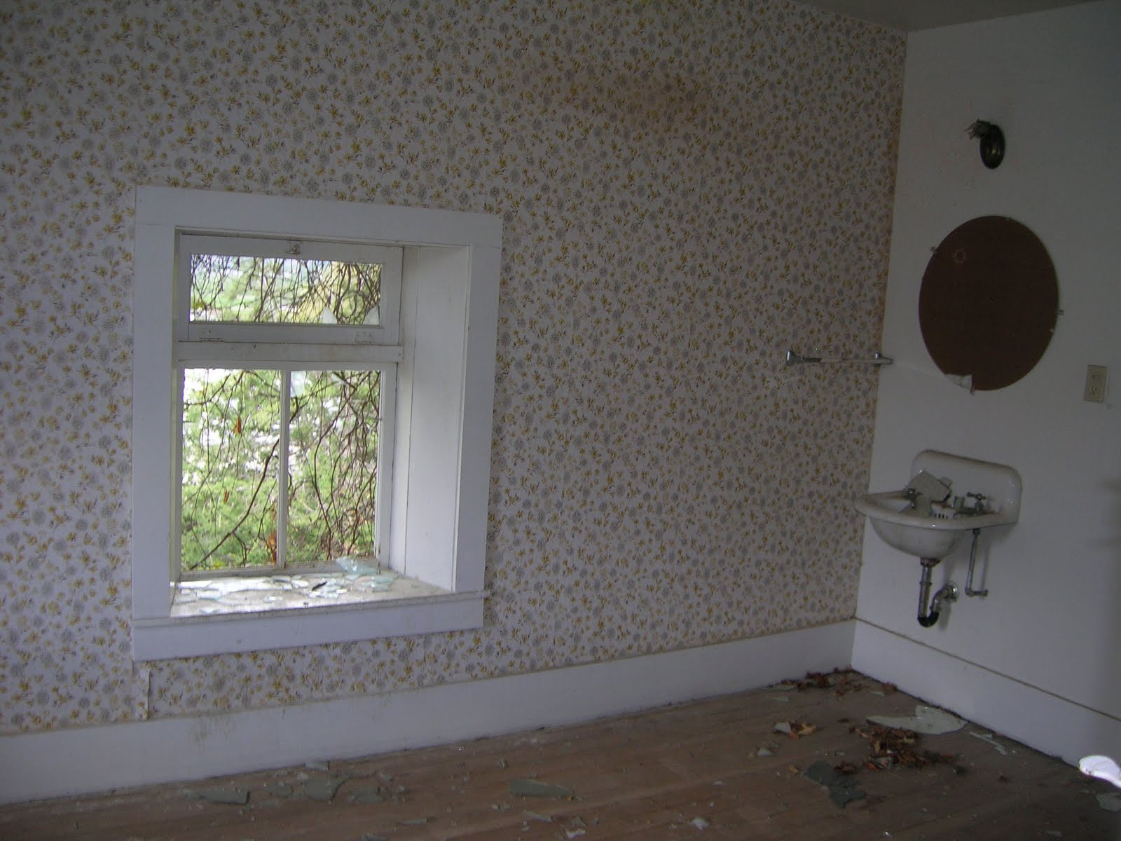 GRAND LIFE LUKE'S HOT POTS