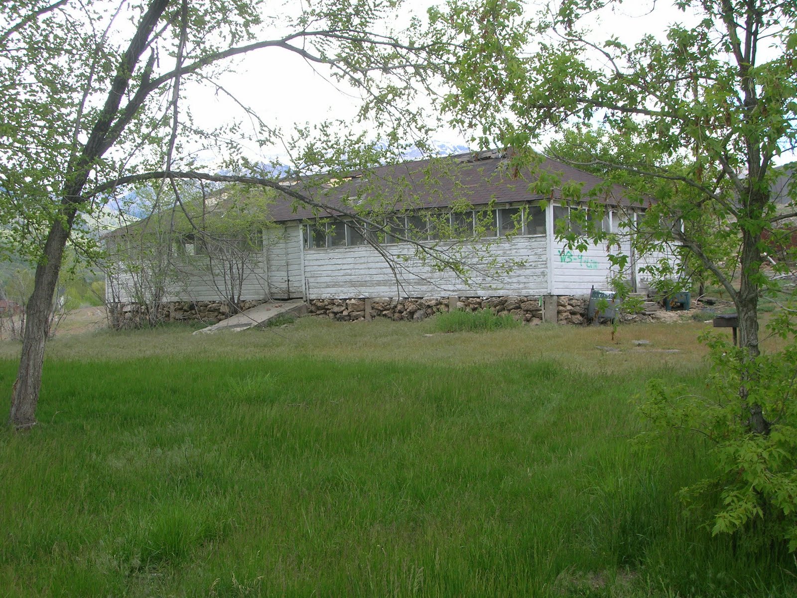 GRAND LIFE LUKE'S HOT POTS