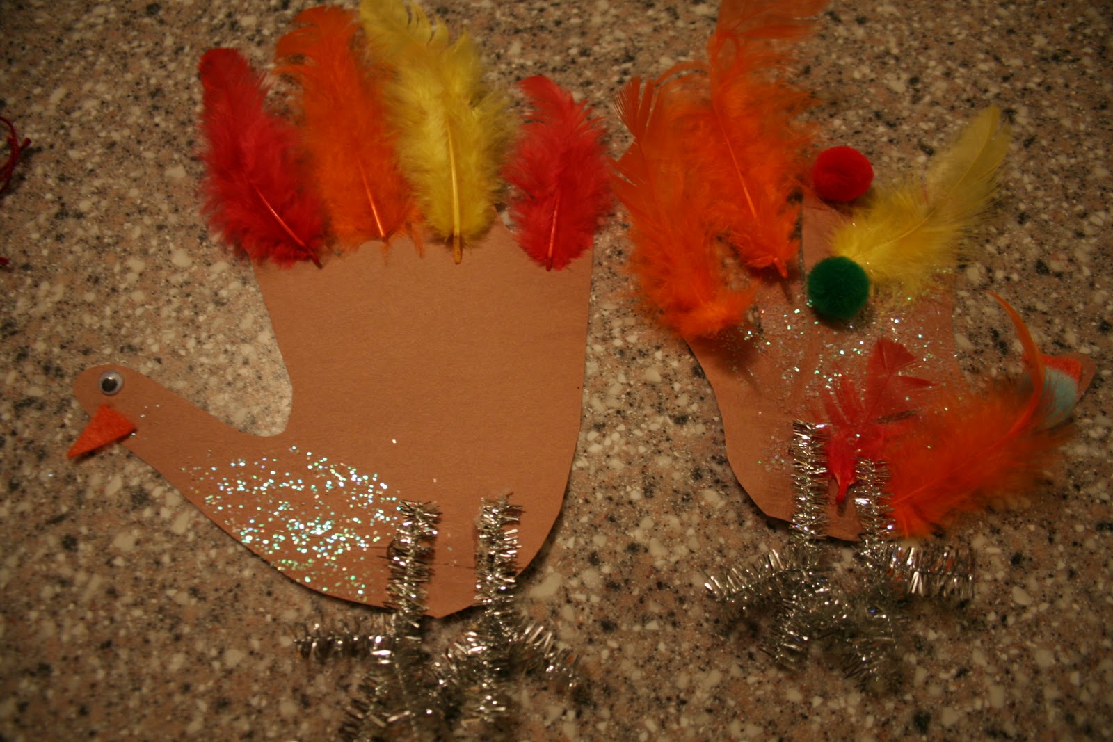 Mama Gone Green: Hand Turkeys!