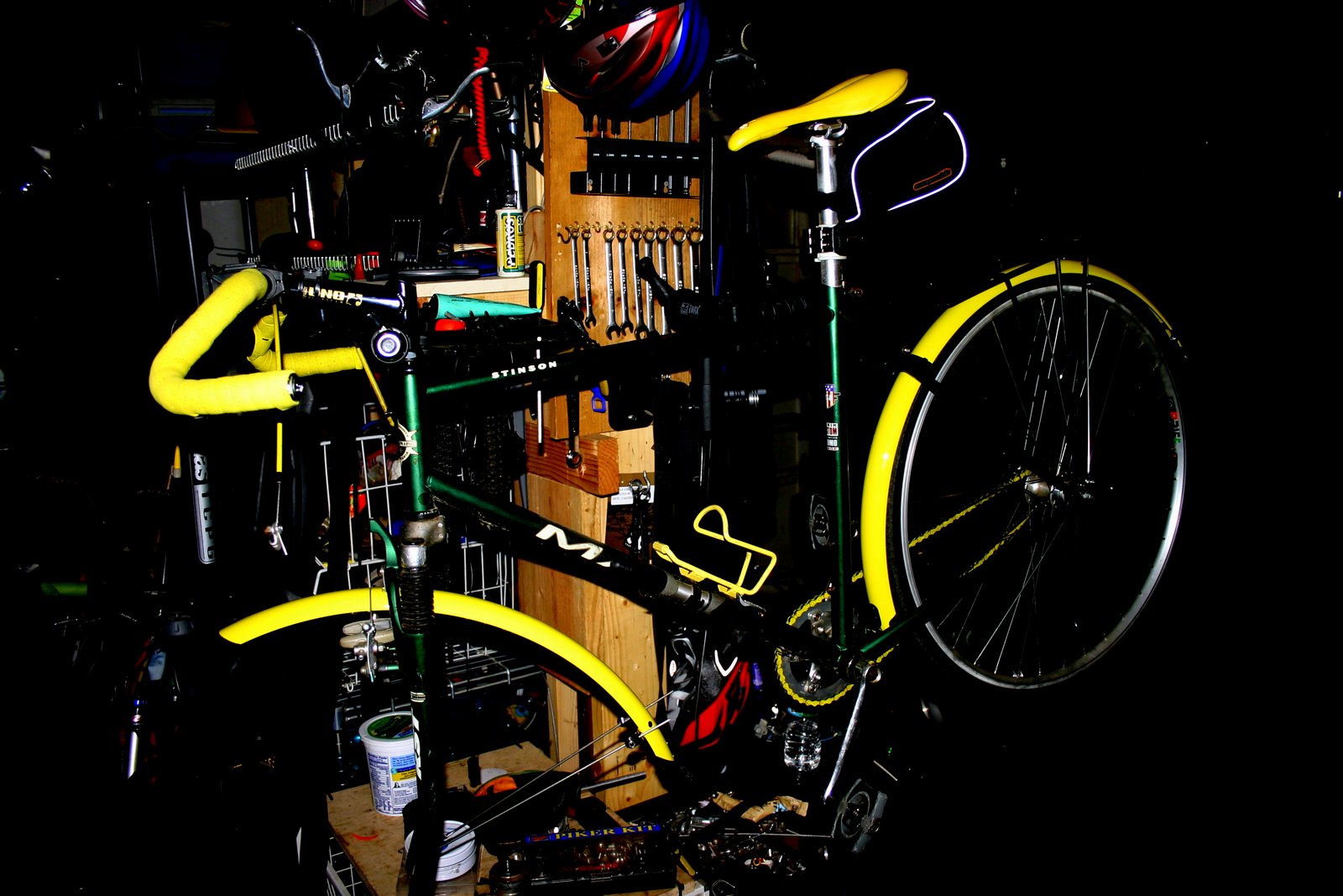 Cyclesnack Yellow Fenders