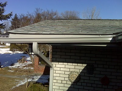 Incorrectly sloped eavestrough Badly sloped eavestrough Toronto specialized training