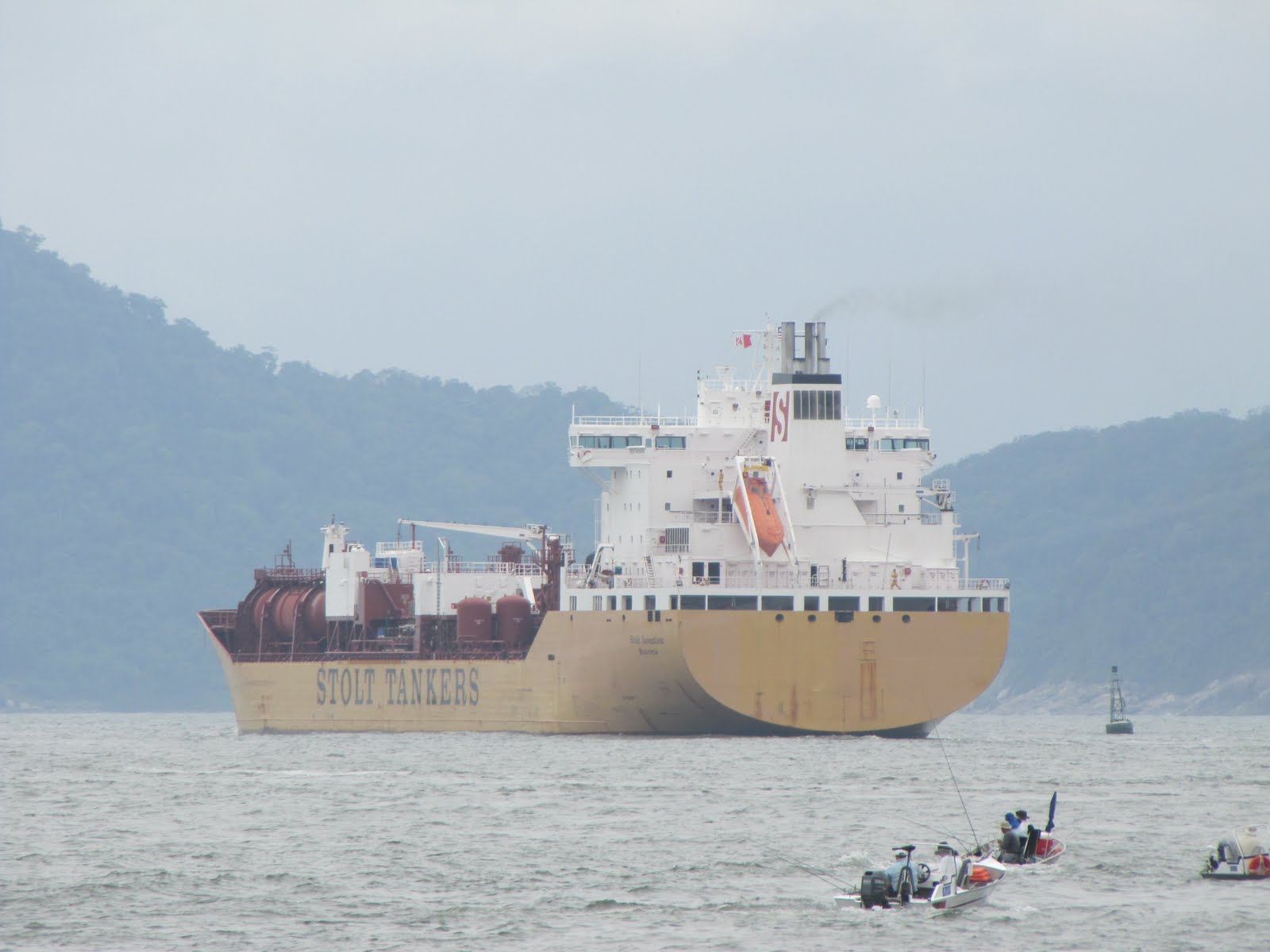 Navios em Santos: 12/15/10