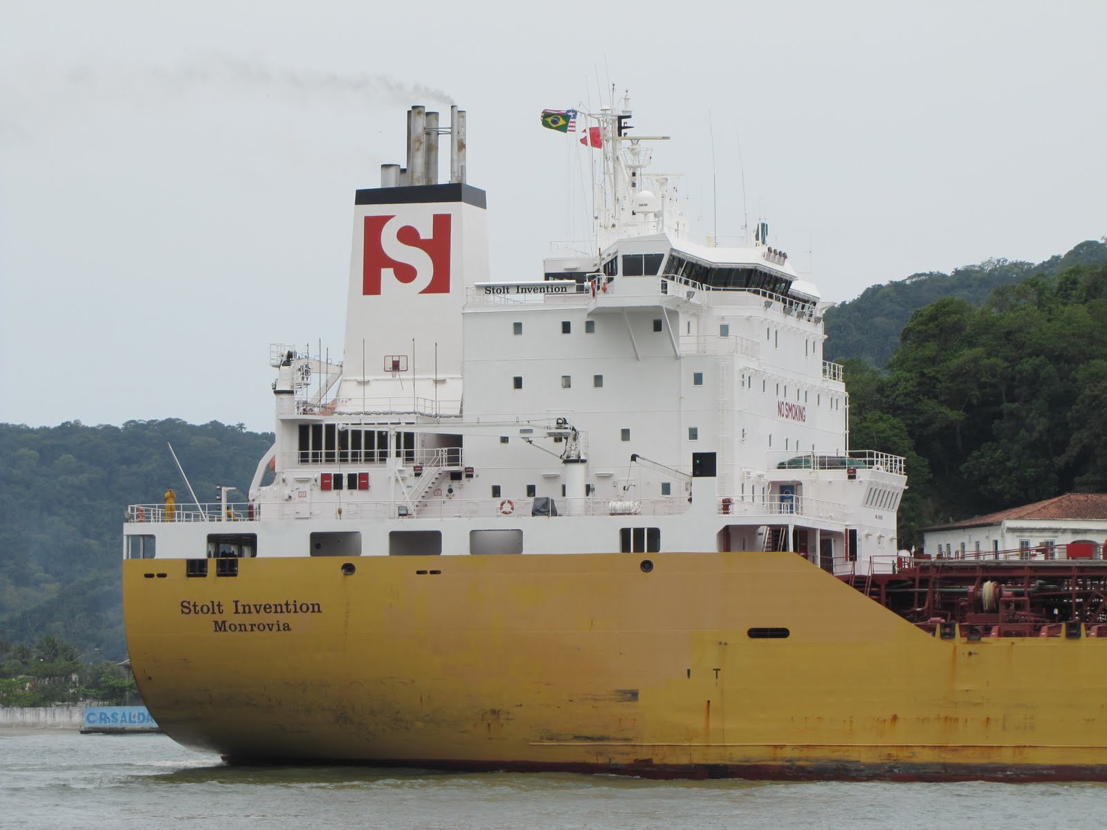Navios em Santos: 12/15/10