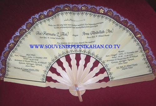 souvenir undangan kipas