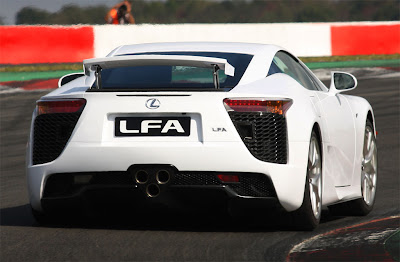 Brighton Beach: 2011 Lexus LFA Car Wallpapers