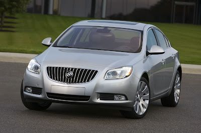 2011 Buick Regal Front Angle View