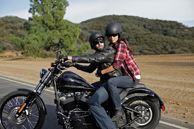 2011 Harley-Davidson FXS Blackline Softail Pictures