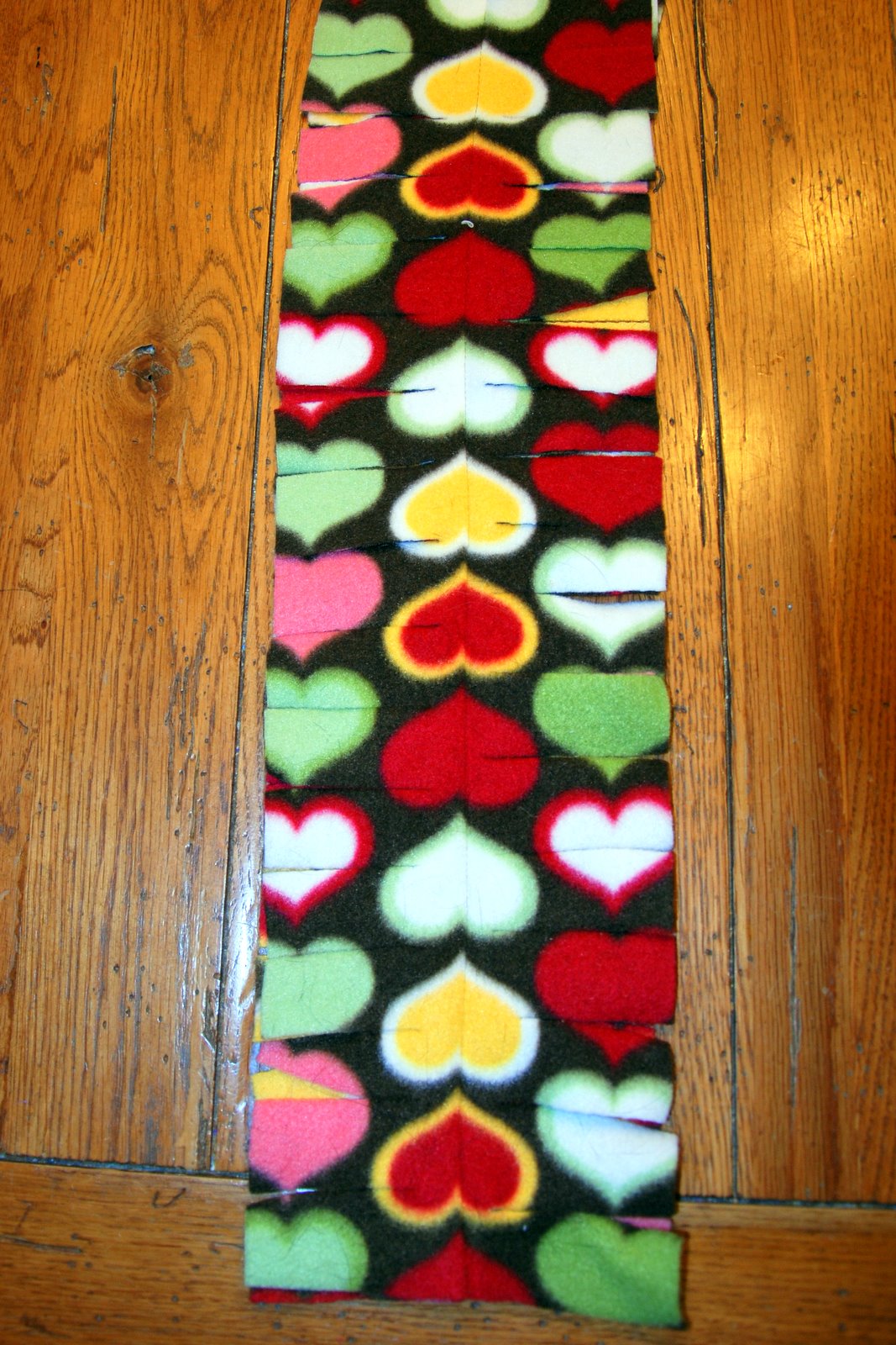 trying it out fleece scarf tutorial