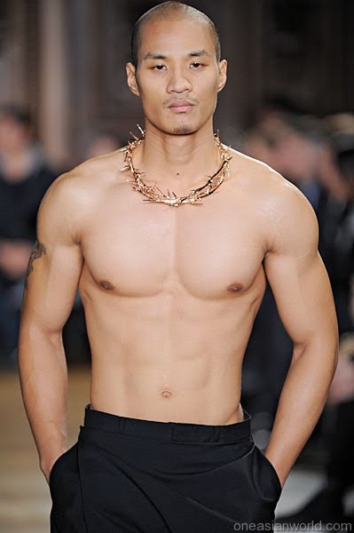 naked male model guy Filipino