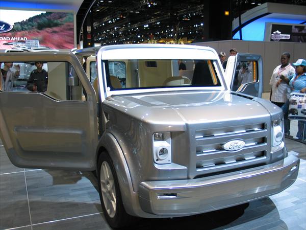 [Concept-Ford-SYN-us.jpg]