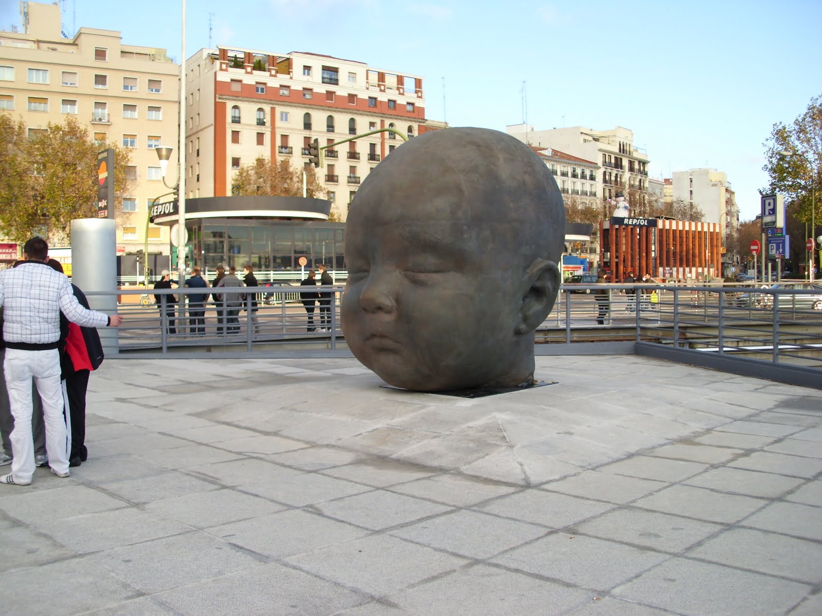 ropadeletras-las-cabezas-de-atocha