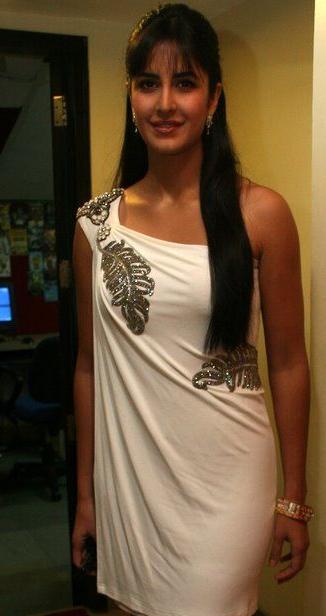 bollywood katrina kaif beautiful in stylish white dress unseen pics
