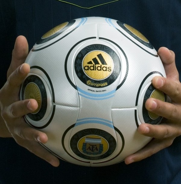 BLOG 100% DE FUTBOL Y MUSICA: PELOTA PENALTY,LA PELOTA PENALTY DE  TACUAREMBO,PELOTA ADIDAS Y PELOTAS NIKE