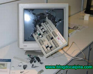 computador danificado