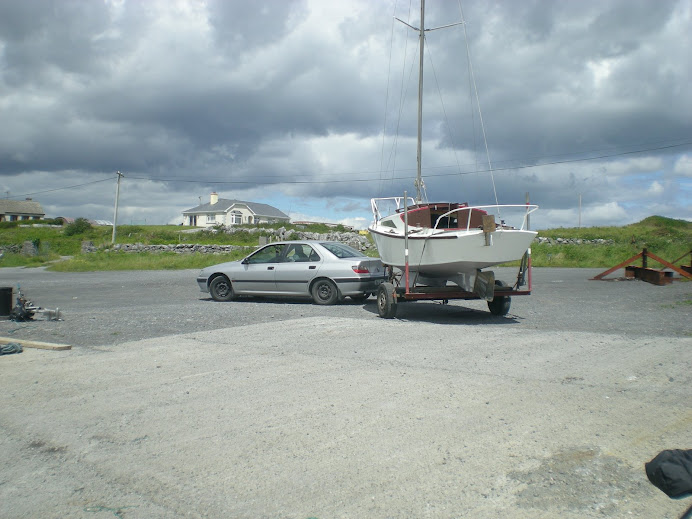 wodowanie - zjazd do wody (-:   LAUNCHING Tarrea Quay Kinvarra Bay  15/06/2008