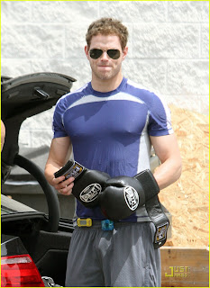 Naked and Hot Men: Kellan Lutz BULGE