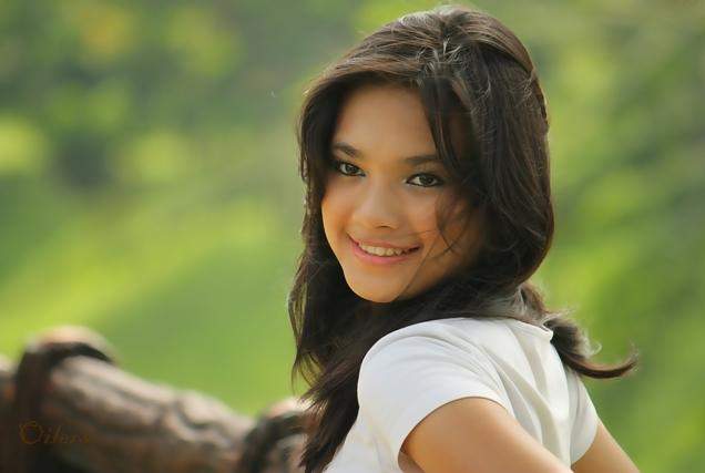 Foto Model Hot Indonesia - Hot Model Indonesia Kennova Prawesty | carakuin