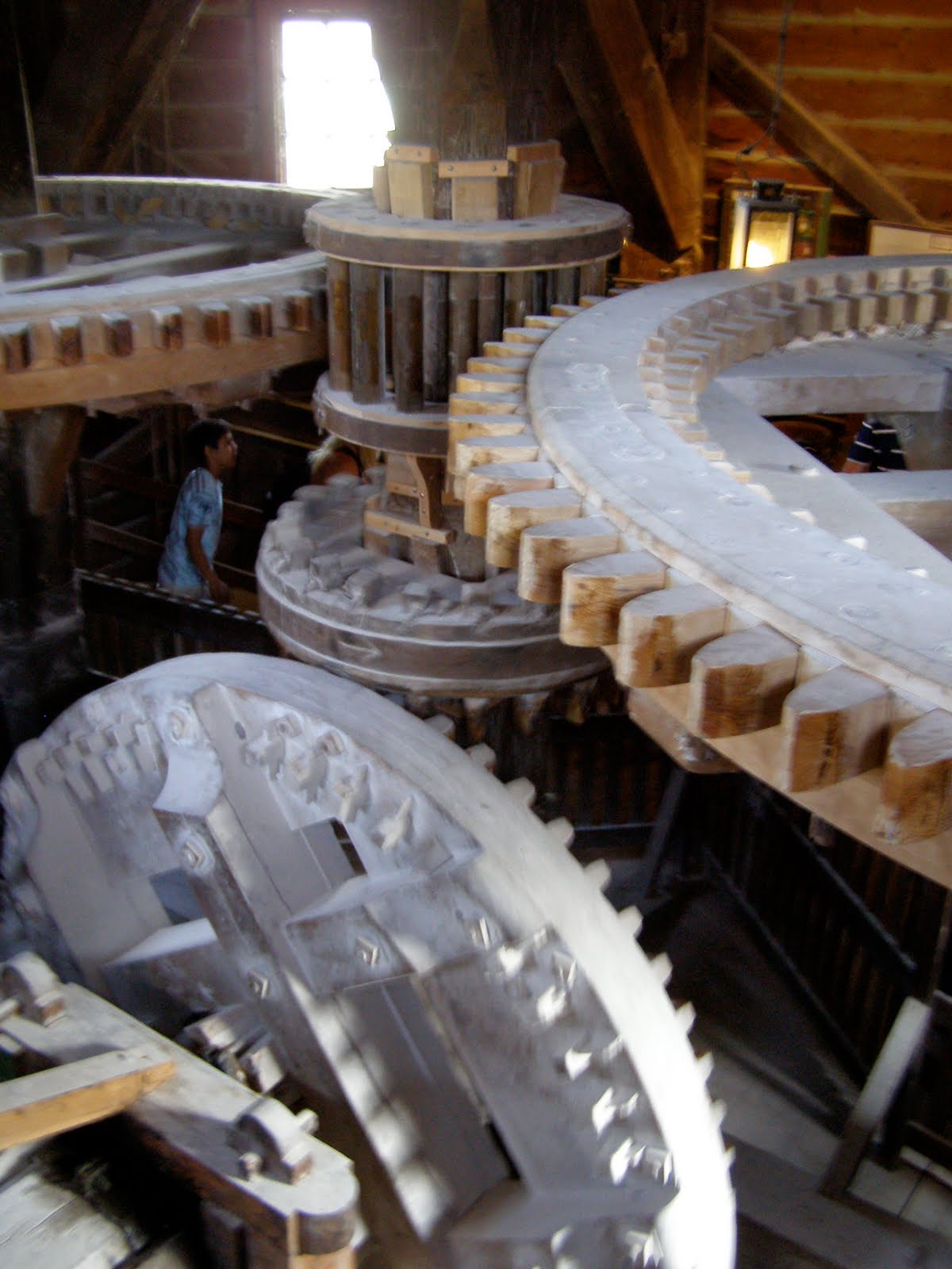 Eurotour: Gears inside windmill