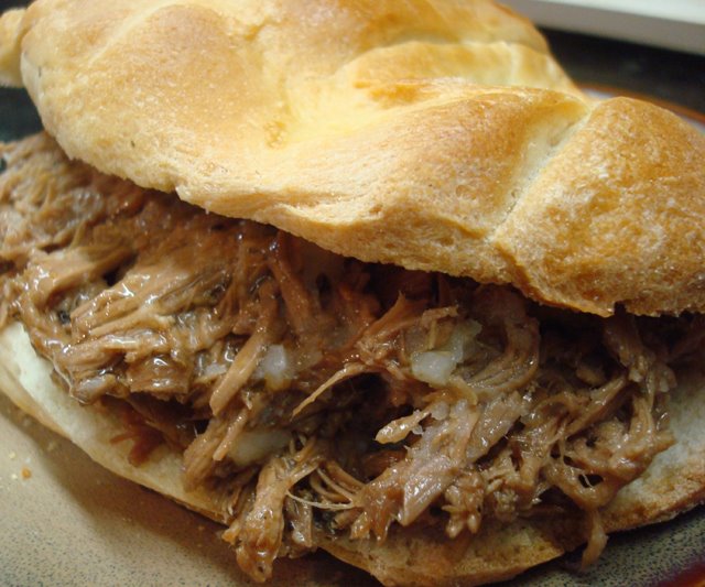 Slow Cooker Italian Shredded Beef Recipe