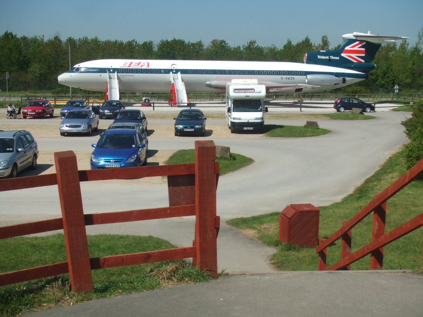 Is Manchester Airport Viewing Park Open mosstravelphotos.blogspot.com