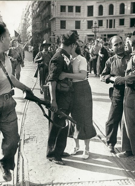 Le Glob AGUSTI CENTELLES