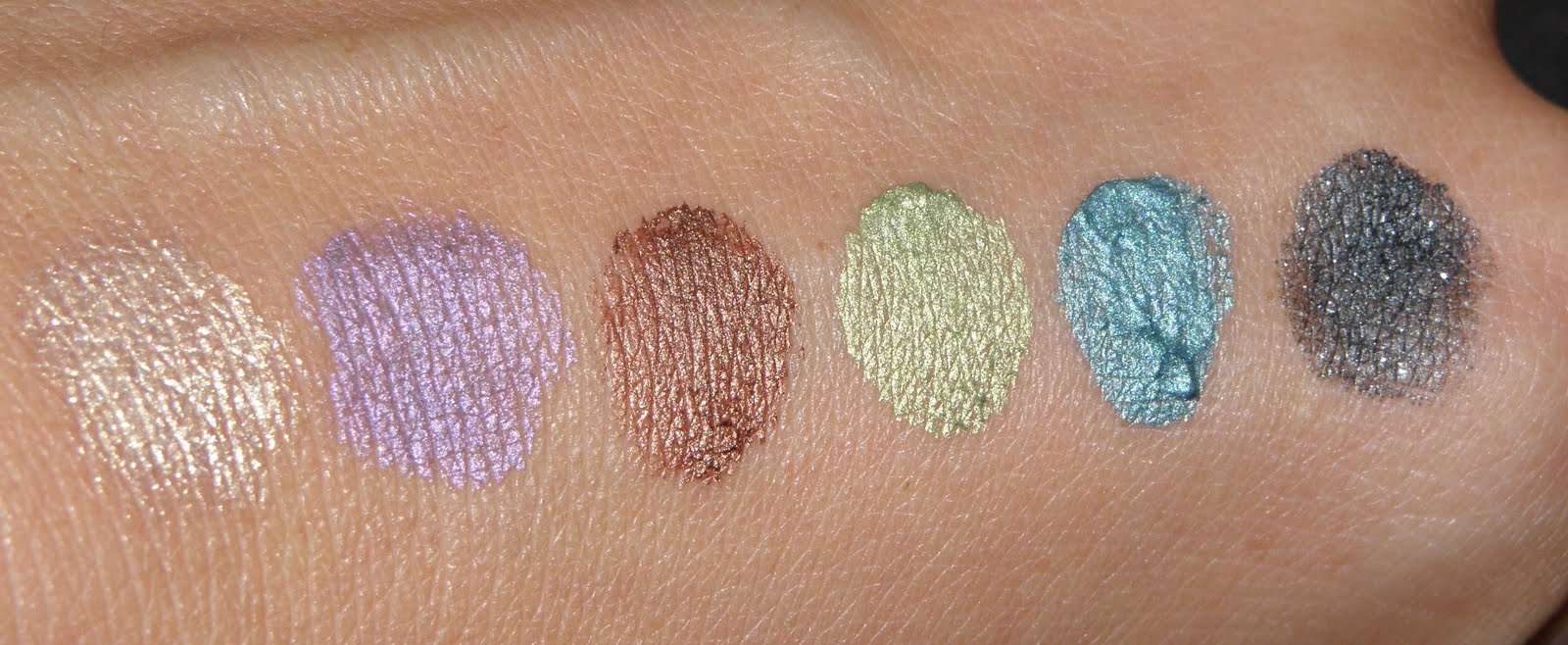 MORE OR LESS KIKO Sun Mousse Eyeshadow